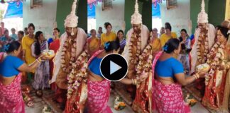 Mother-in-Law Welcoming her daughter-in-law By Dancing in Tumpa Sona Song