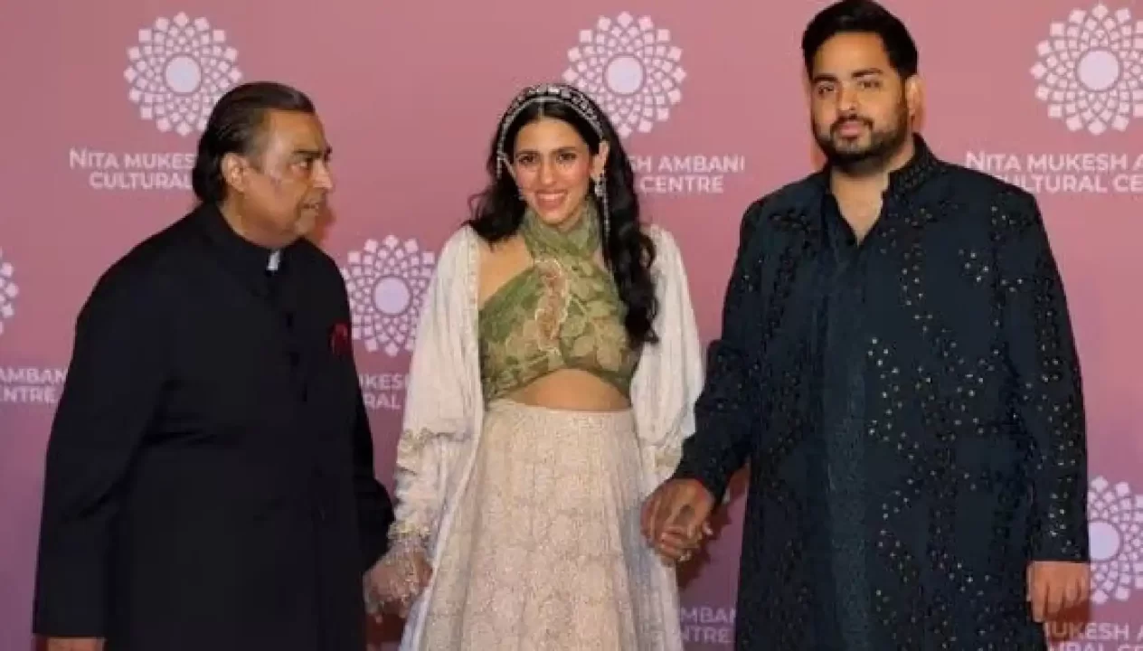 AKASH AMBANI AND SHLOKA MEHTA