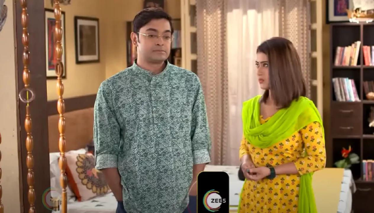 Kar Kache Koi Moner Kotha