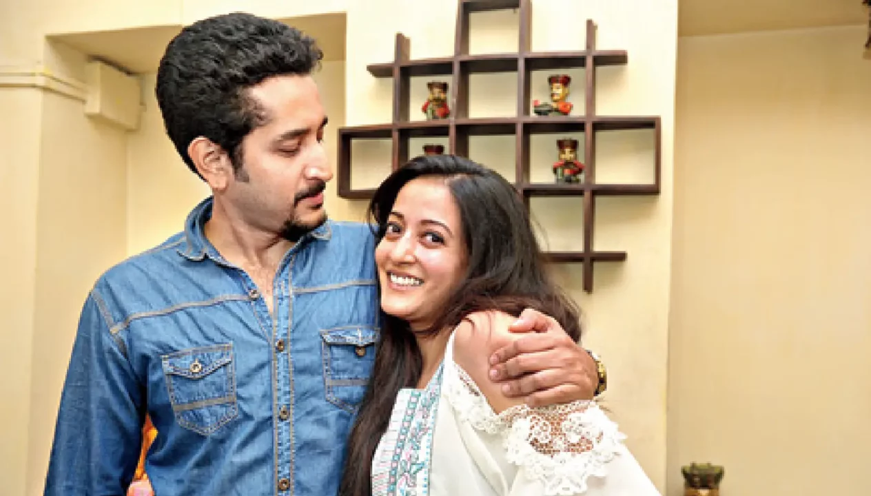 RAIMA SEN AND PARAMBRATA CHATTERJEE