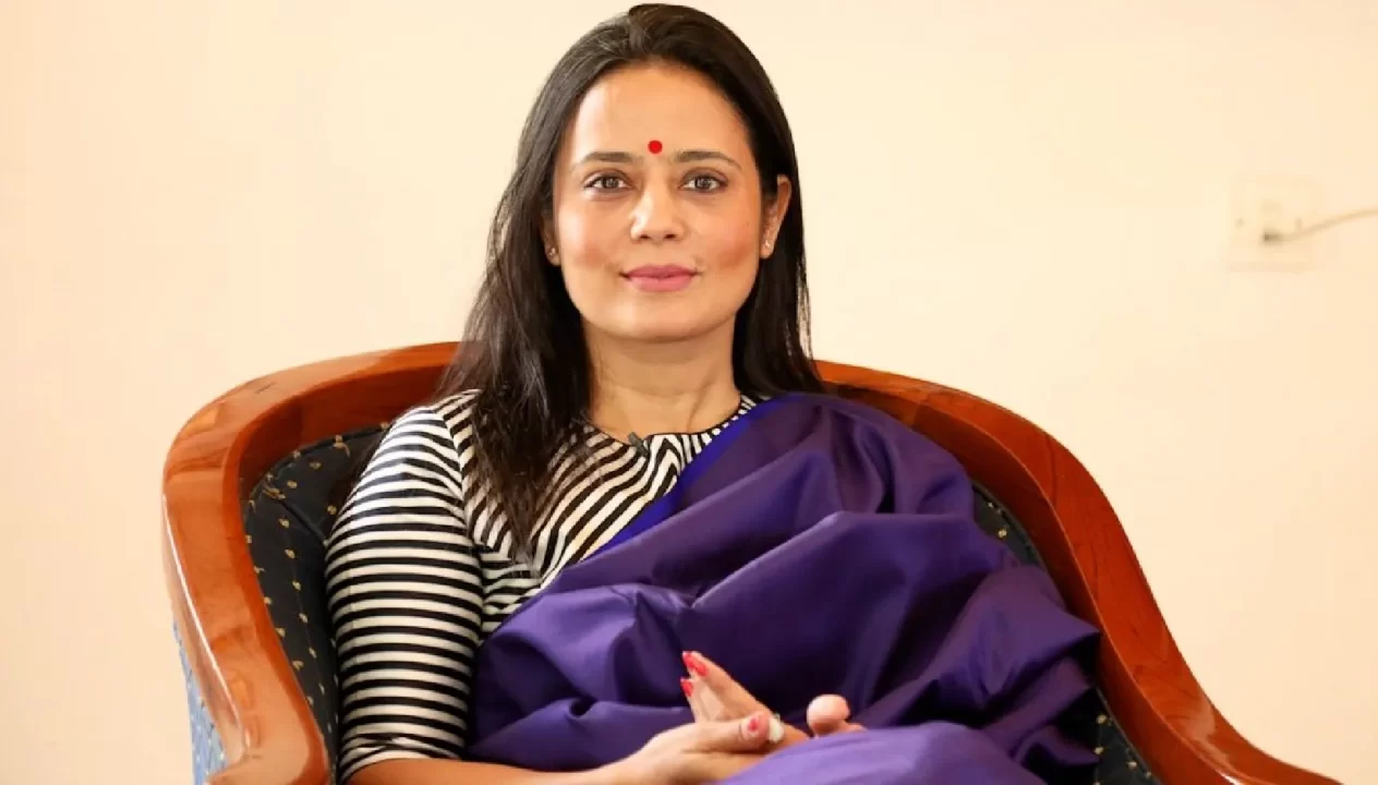 মিশ্রের সঙ্গে সংসার পাতলেন মহুয়া মৈত্র 2 Mahua Moitra