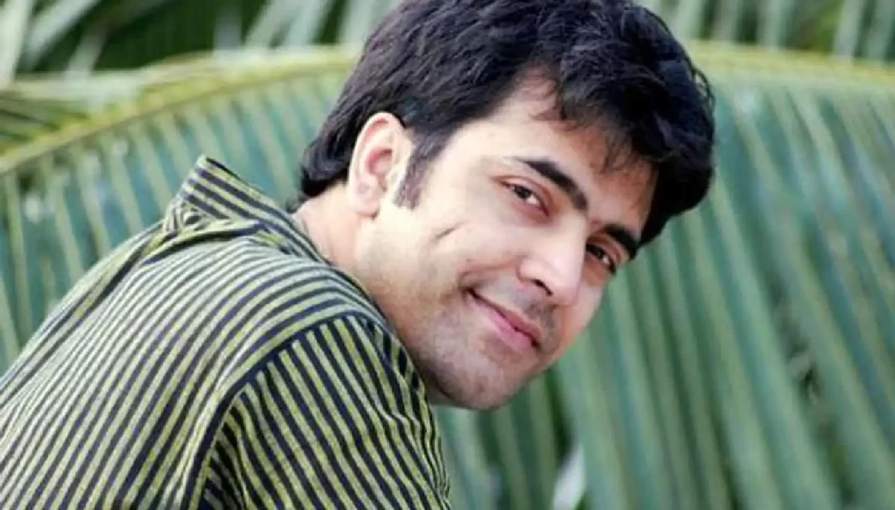  Abir Chatterjee 