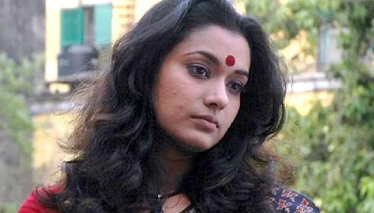  Ananya Chatterjee
