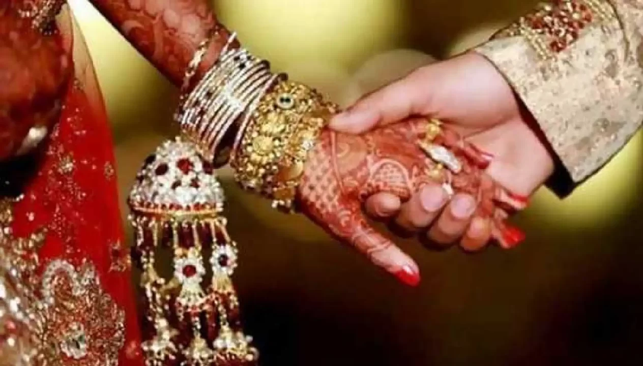 Boyfriend Kidnapped Bride And Excaped With Her Know Details