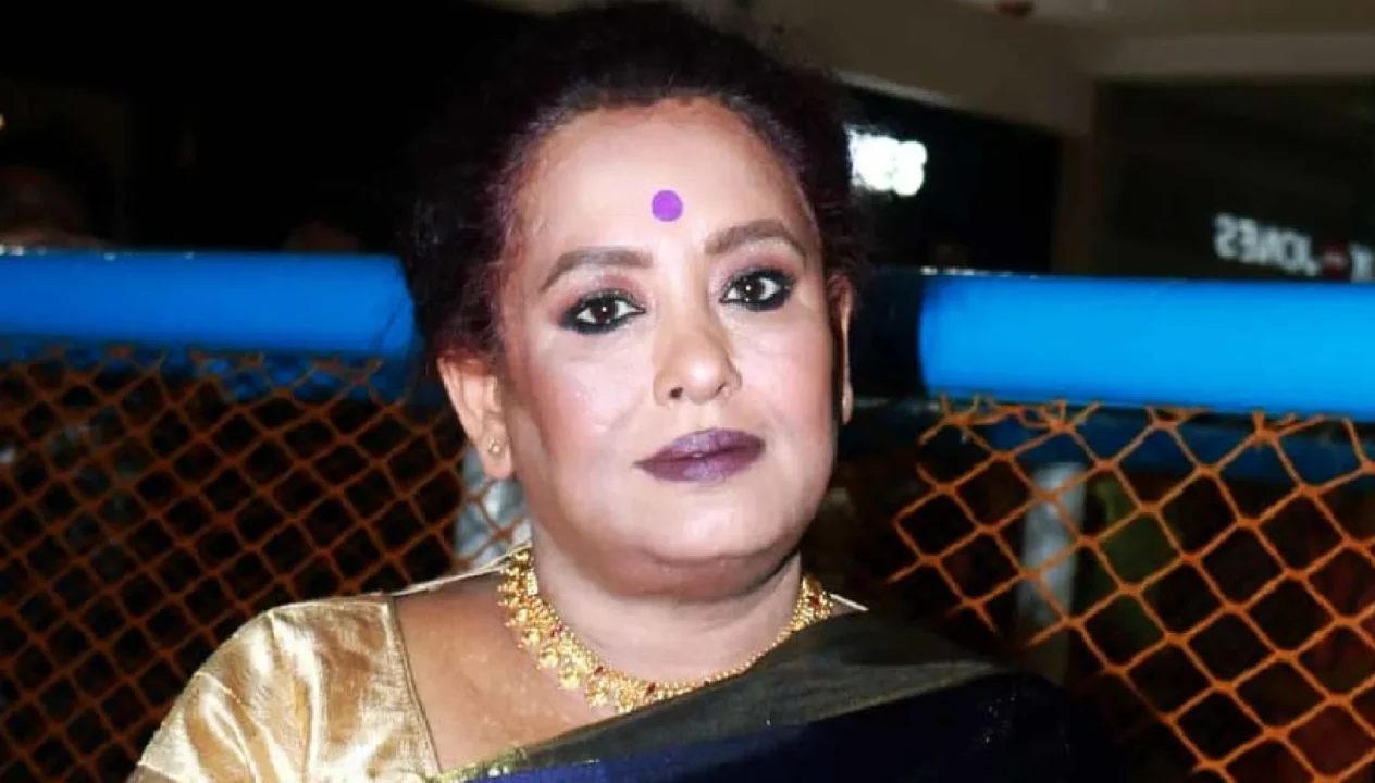  Leena Ganguly
