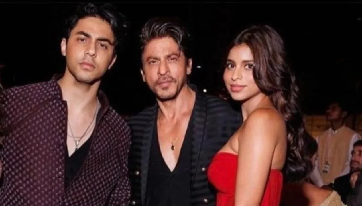 Shah Rukh Khan Suhana Khan And Aaryan Khan